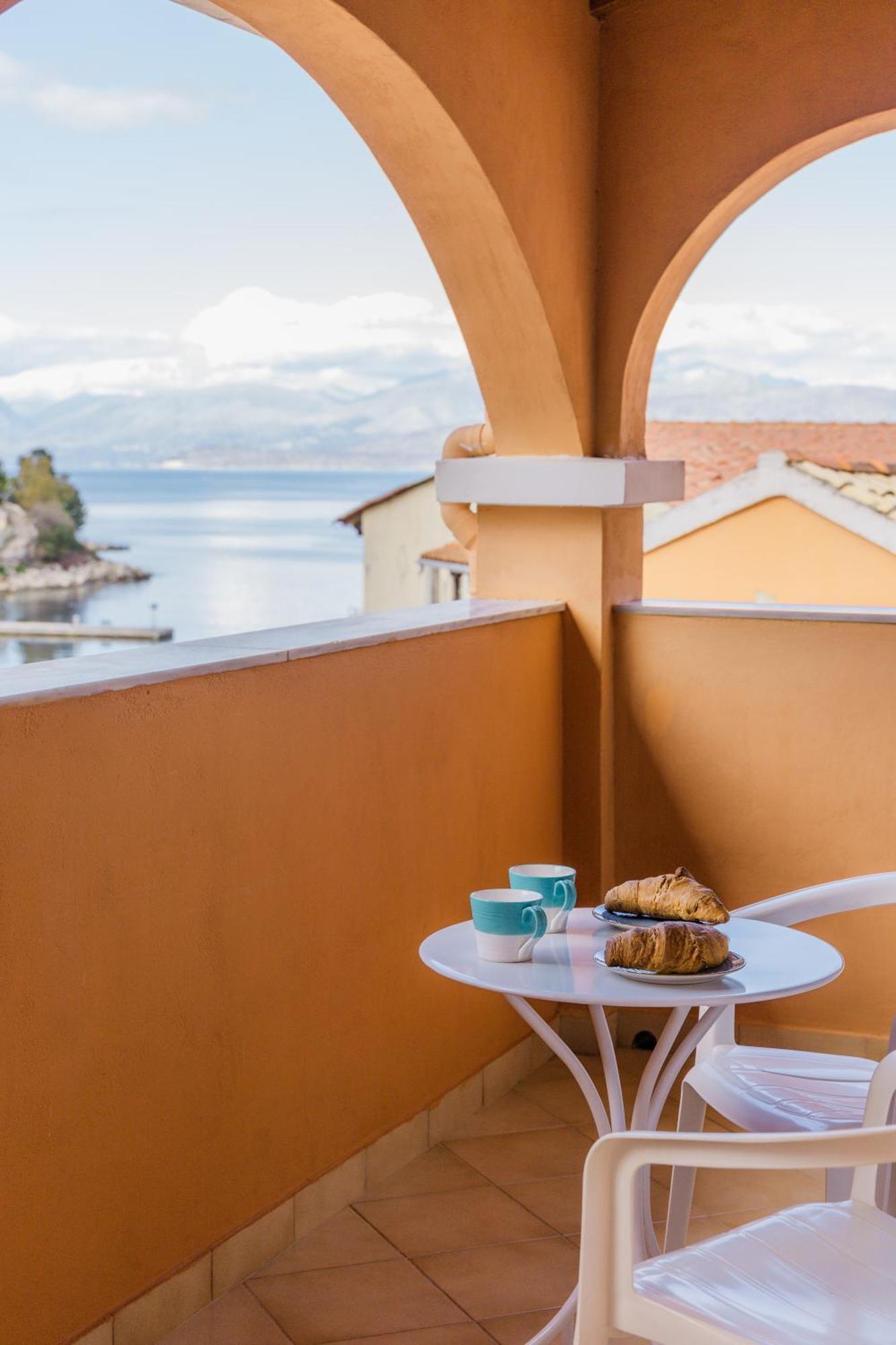Porto Kassiopi Apartments Dış mekan fotoğraf