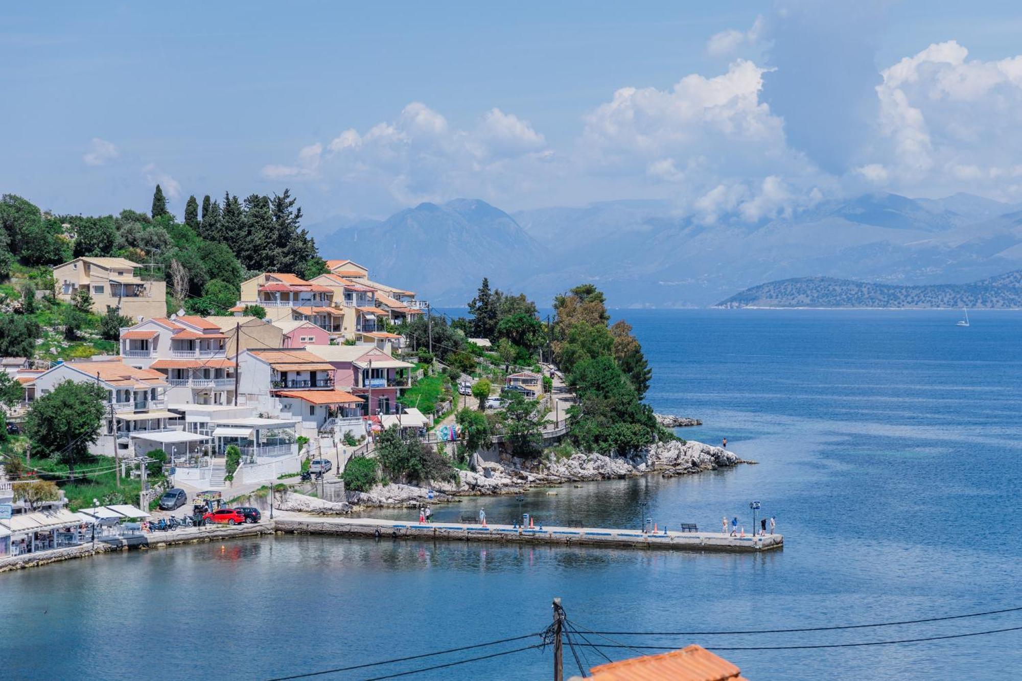 Porto Kassiopi Apartments Dış mekan fotoğraf